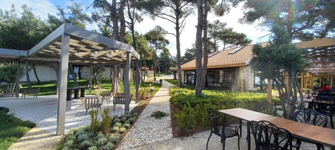 Marisstone Hotels Mecidiye Екстериор снимка